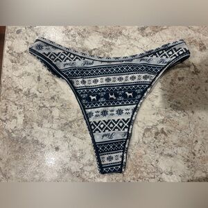VS PINK Christmas Panty Thong Large NWT Fair Isle